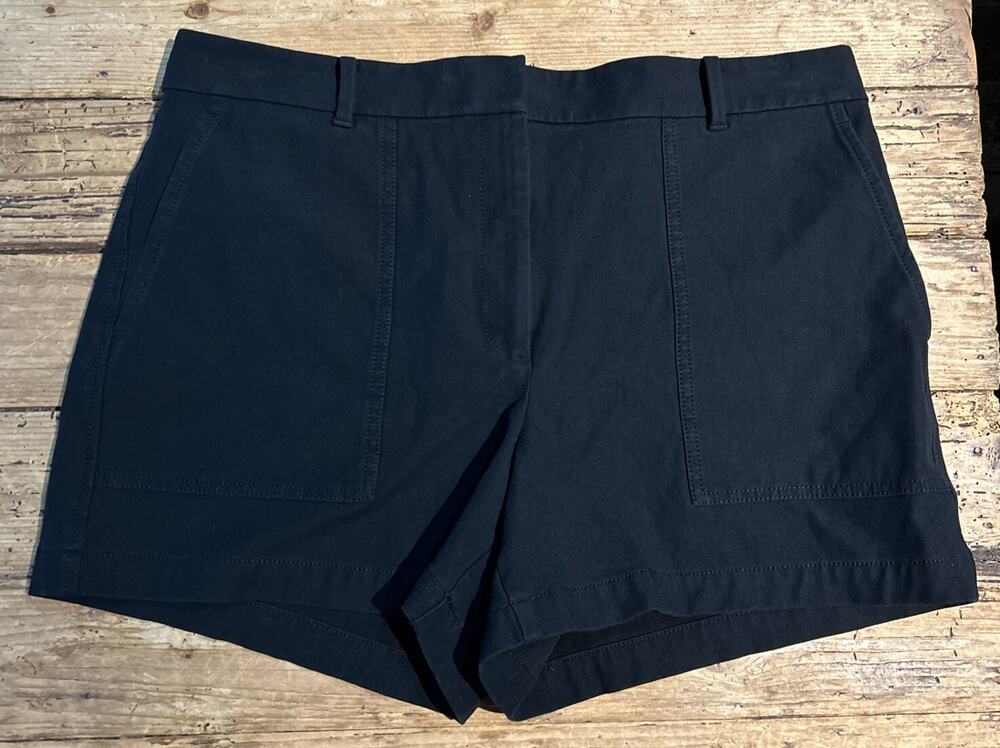 Ann Taylor Women’s Size 14 Black Shorts NWOT